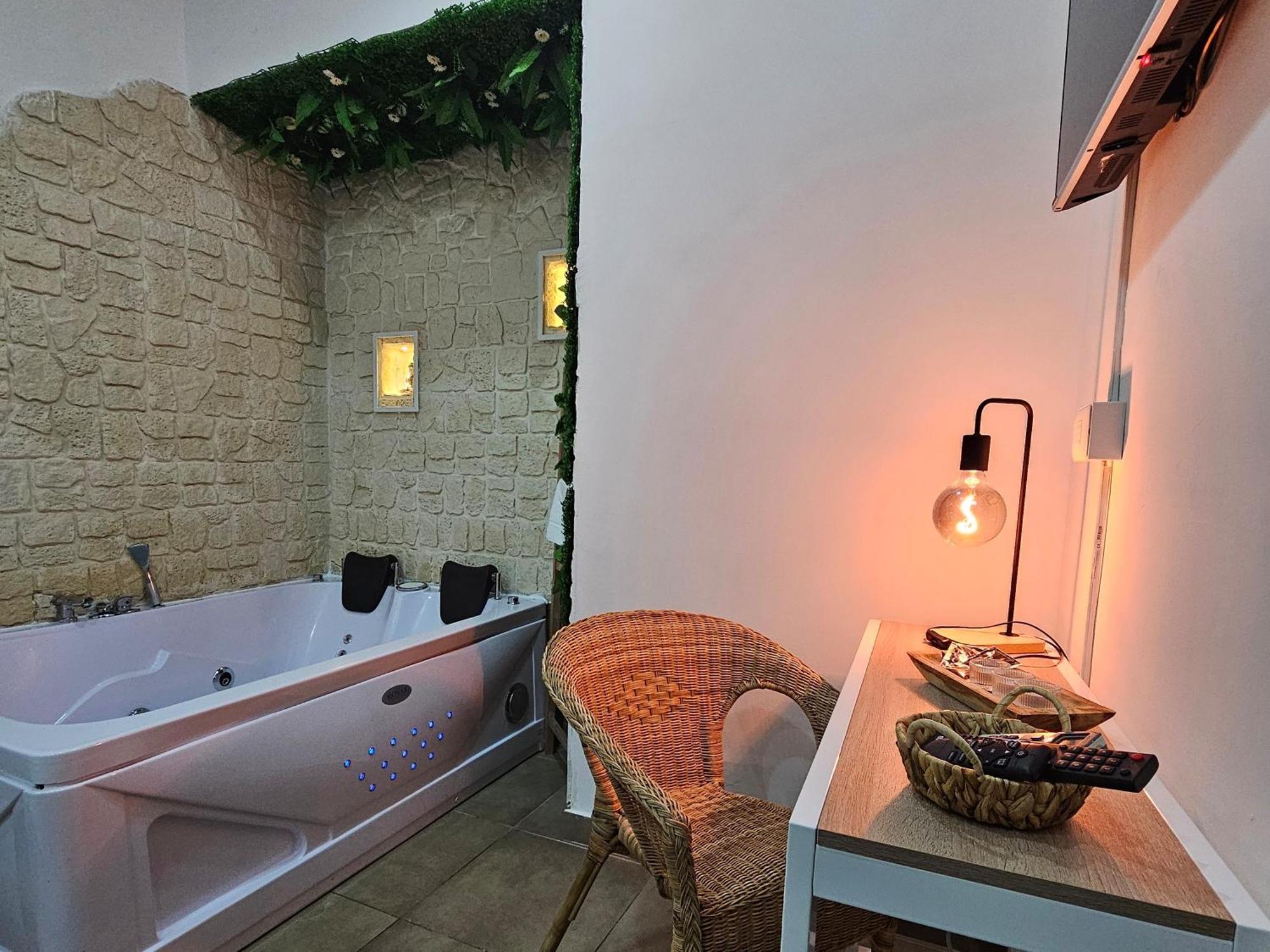 B&B Napoli Centrale Room&Jacuzzi Exterior foto