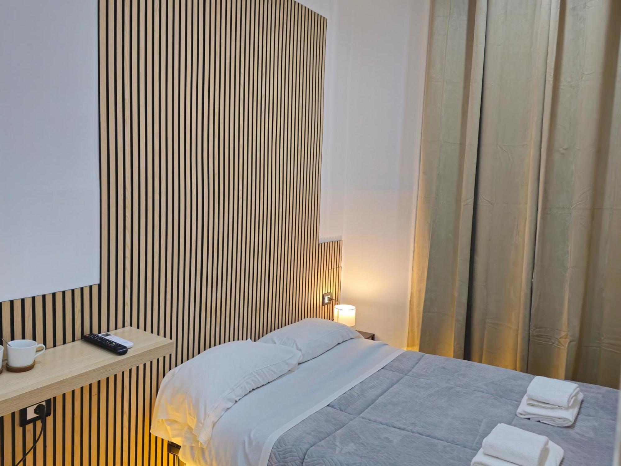B&B Napoli Centrale Room&Jacuzzi Exterior foto