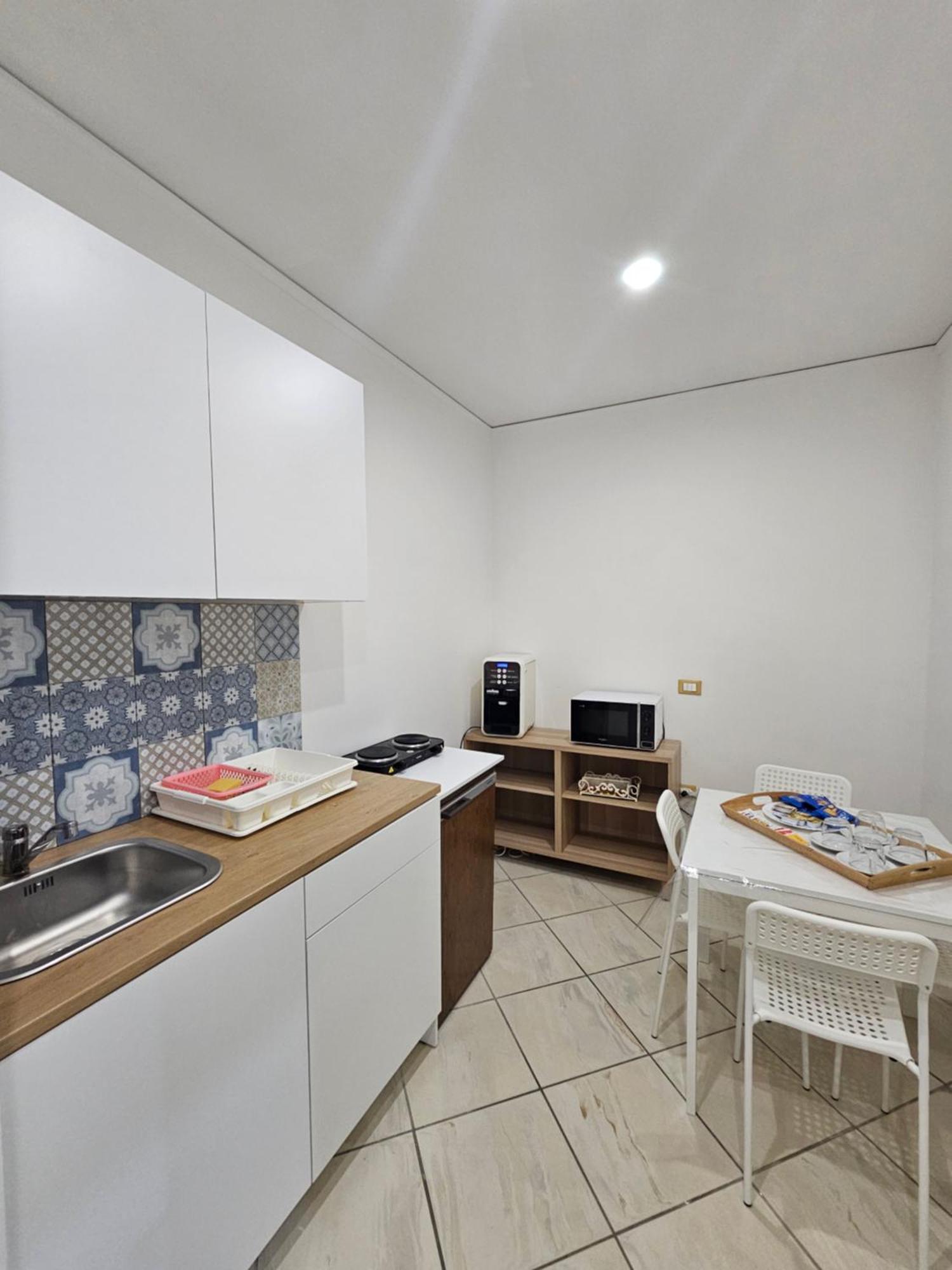 B&B Napoli Centrale Room&Jacuzzi Exterior foto